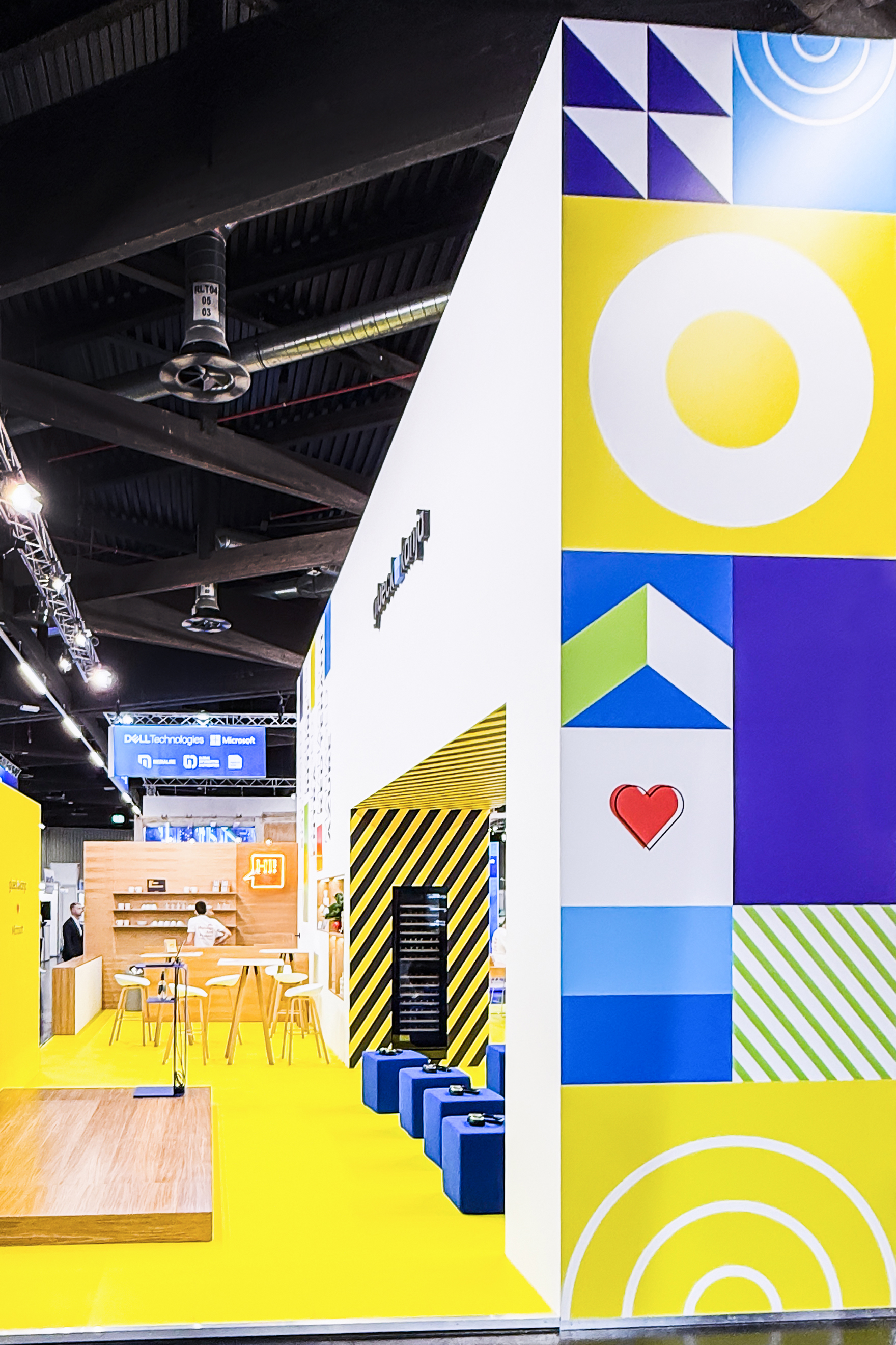 Tonia Bürkle (blaugrau): glueckkanja für it-sa Nürnbergglueckkanja 4