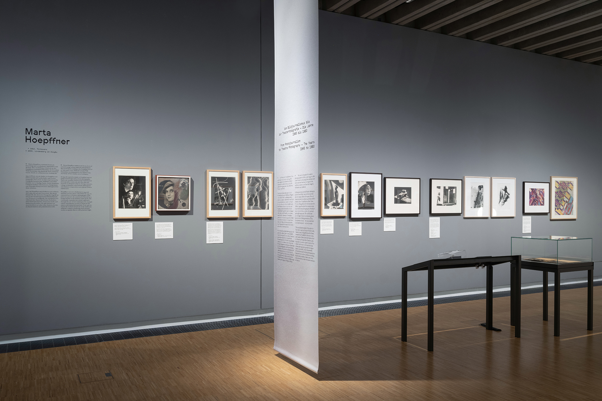 Tonia Bürkle (blaugrau): Stadt der Fotografinnen. Frankfurt 1844 – 2024 für Historisches Museum Frankfurt 10