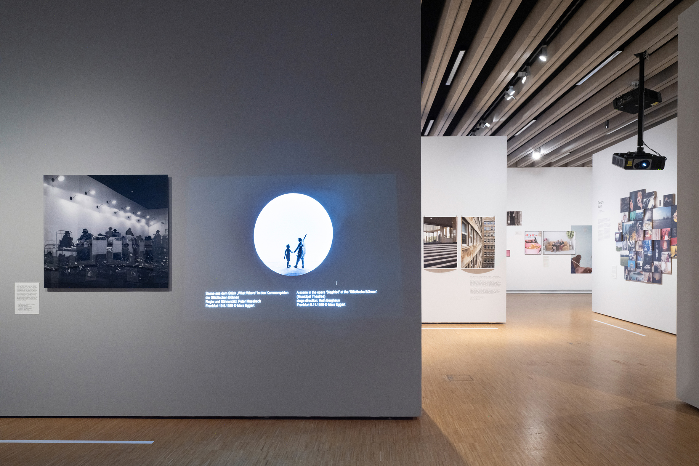 Tonia Bürkle (blaugrau): Stadt der Fotografinnen. Frankfurt 1844 – 2024 für Historisches Museum Frankfurt 14