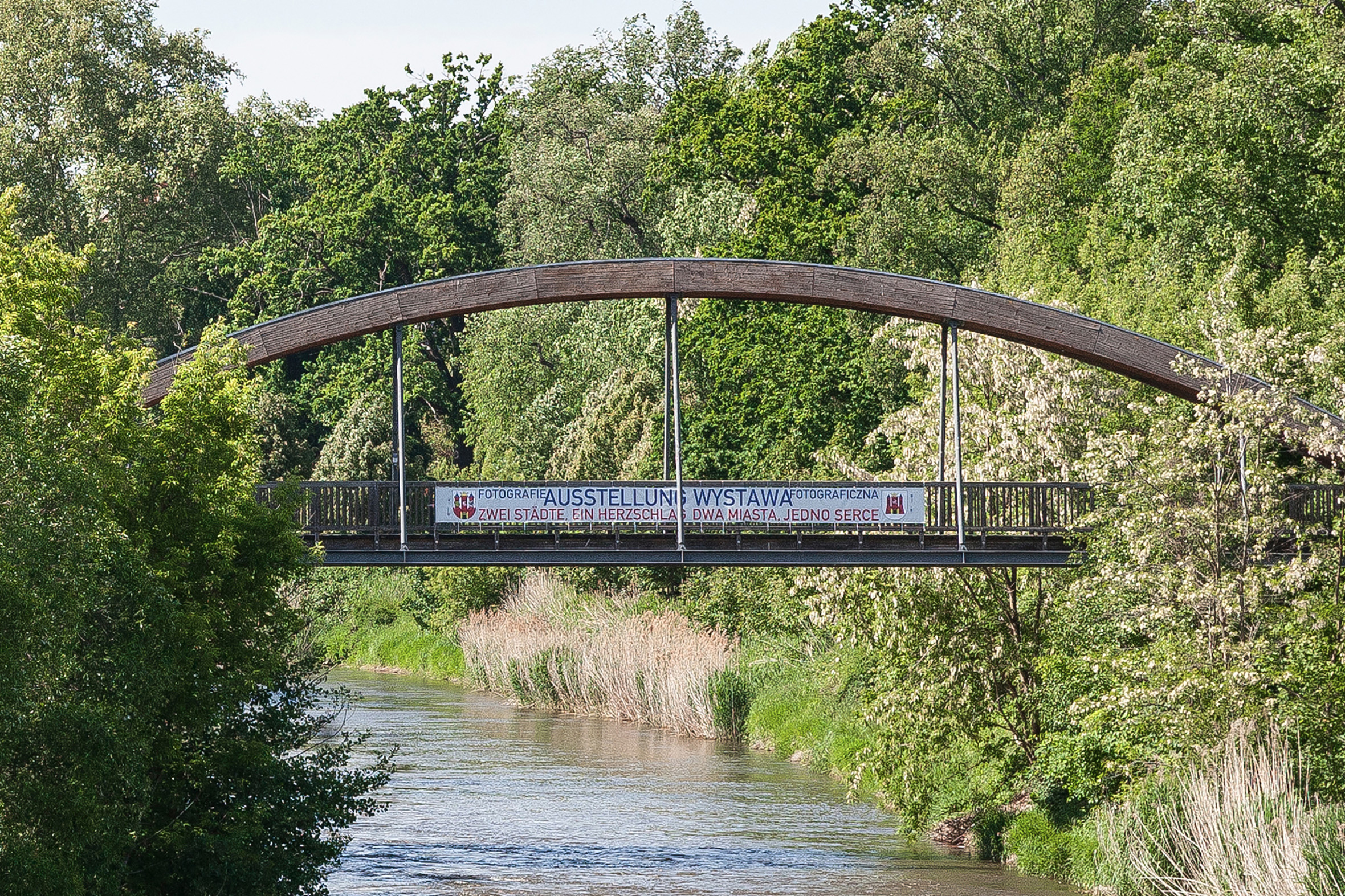 Tonia Bürkle (blaugrau): So gesehen… Guben und Gubin für Öffentlicher Raum, Neißeterrassen Guben 2