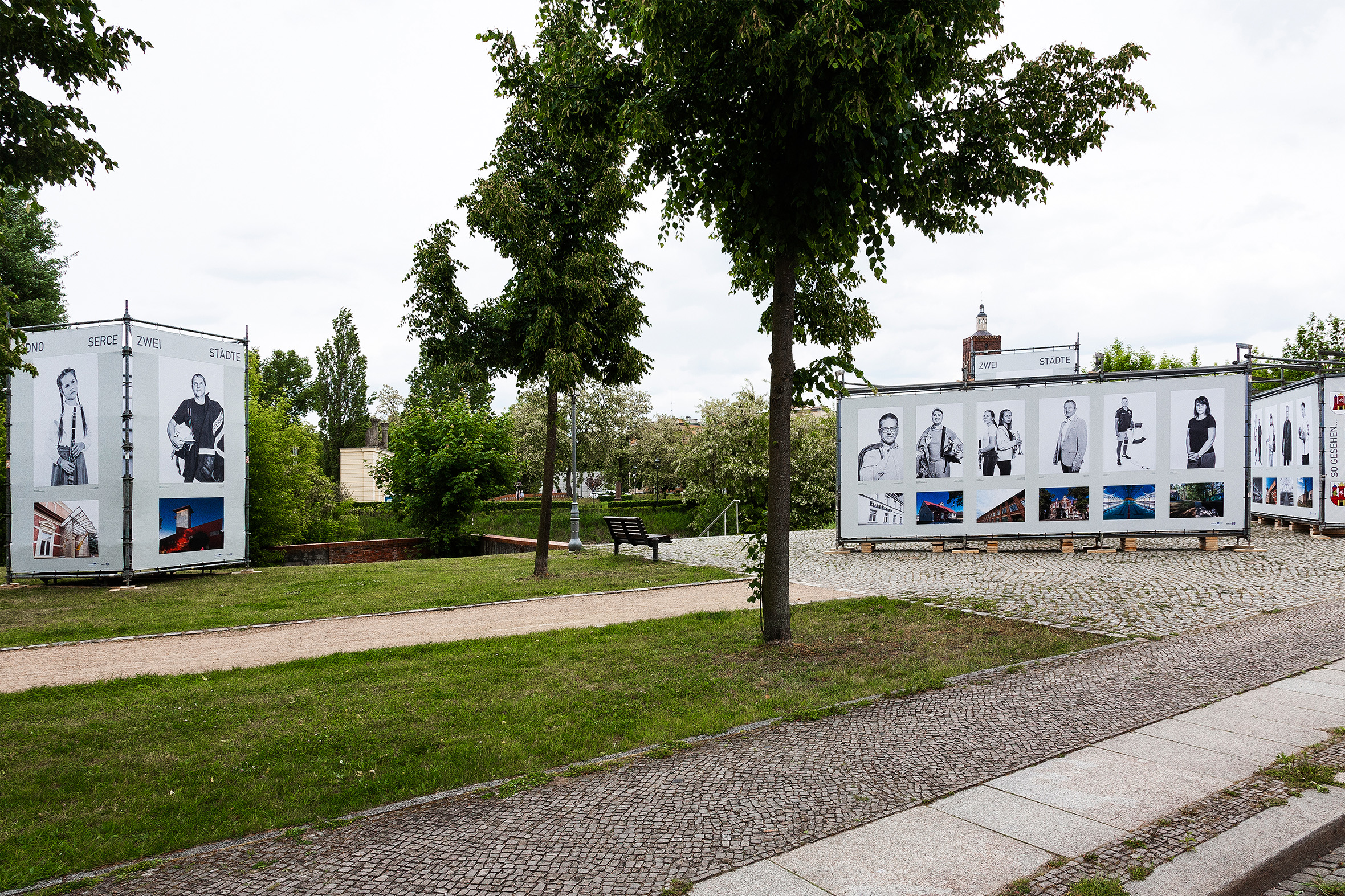 Tonia Bürkle (blaugrau): So gesehen… Guben und Gubin für Öffentlicher Raum, Neißeterrassen Guben 4